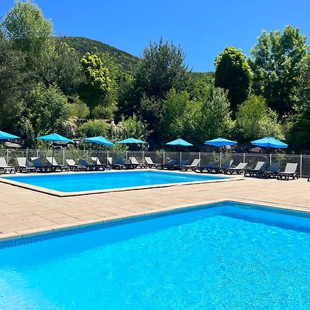 Village De Chalets Et Camping La Pierre De L'Aigle La Bréole Zewnętrze zdjęcie