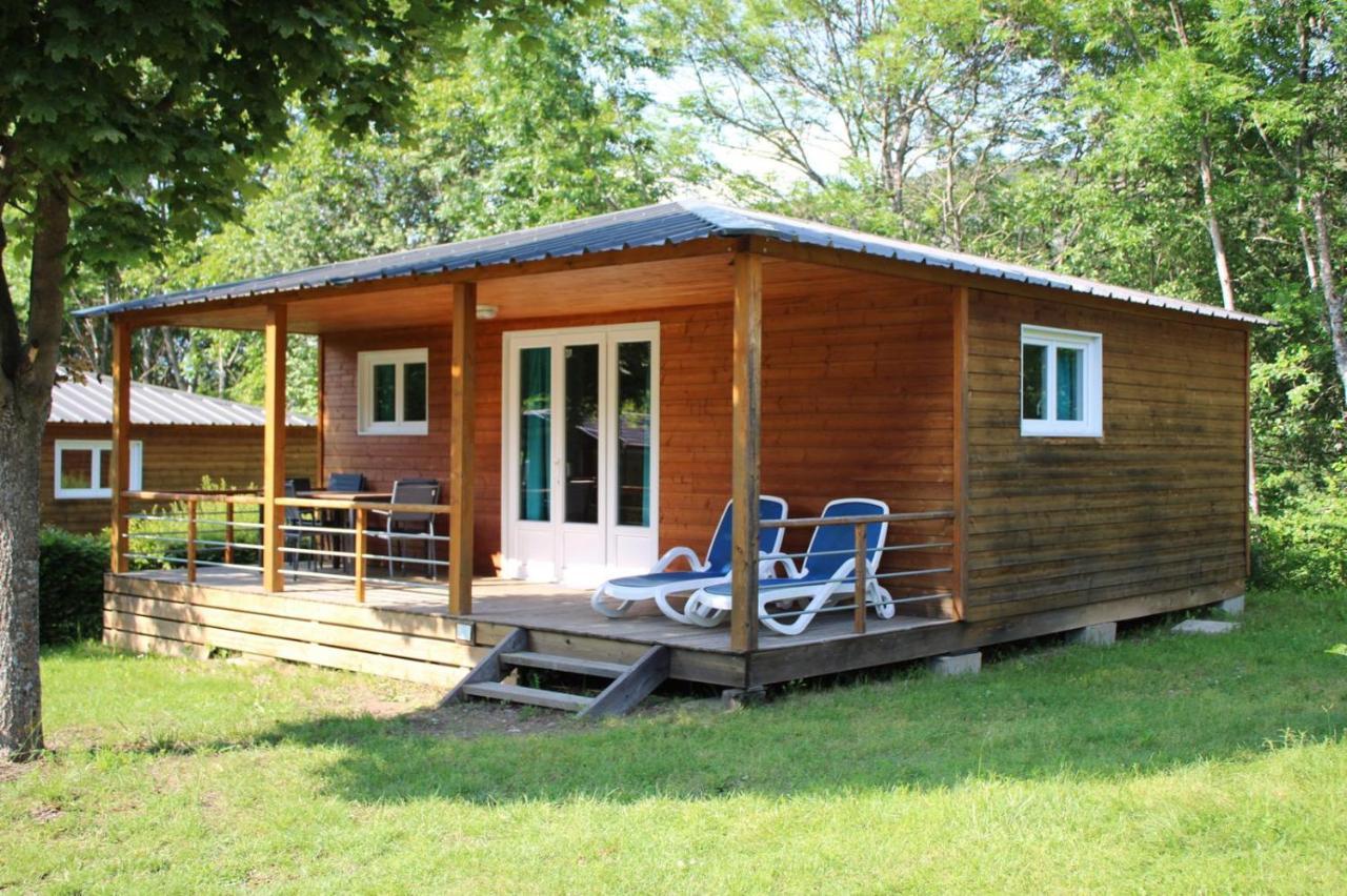 Village De Chalets Et Camping La Pierre De L'Aigle La Bréole Zewnętrze zdjęcie