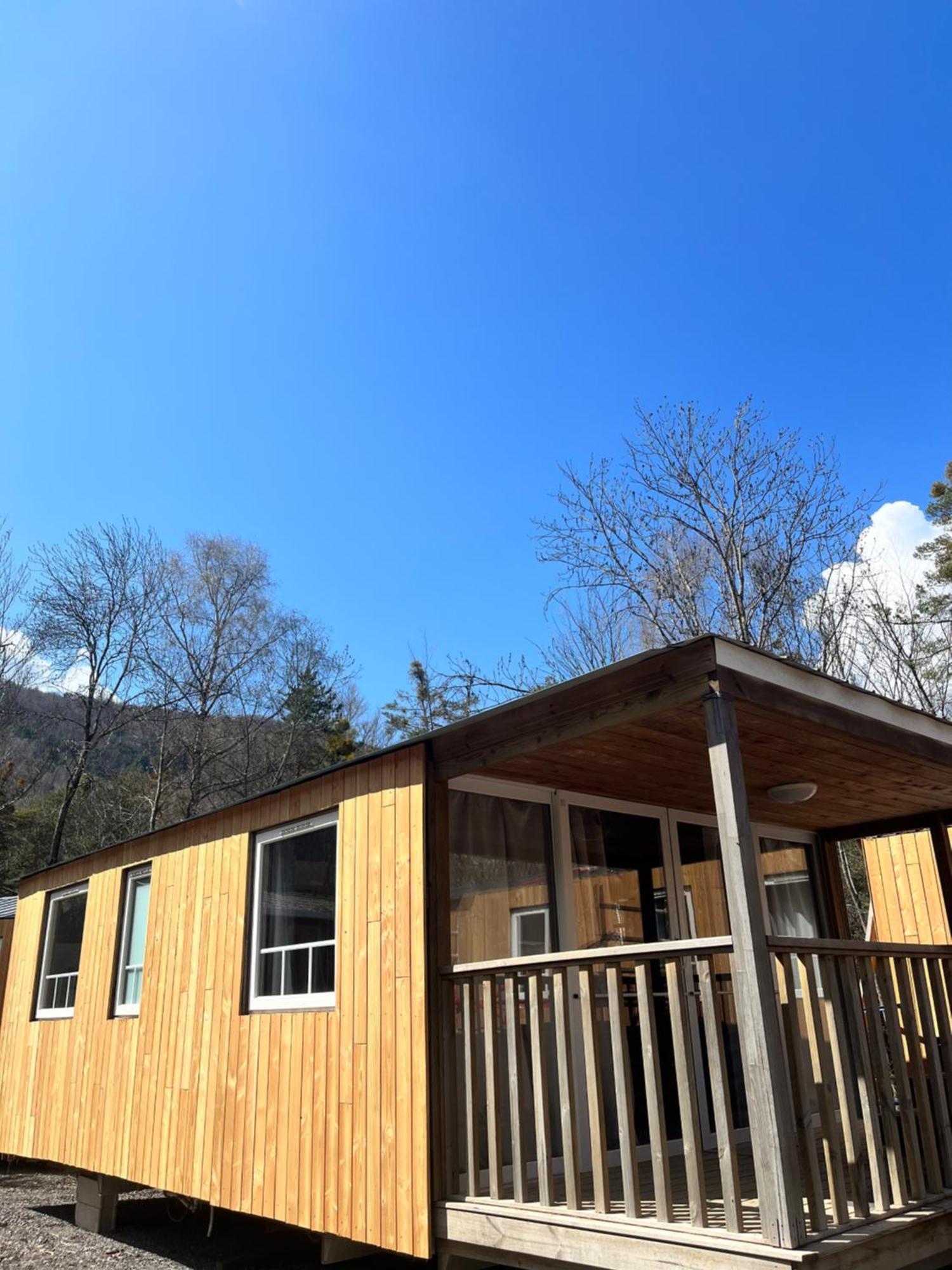 Village De Chalets Et Camping La Pierre De L'Aigle La Bréole Zewnętrze zdjęcie